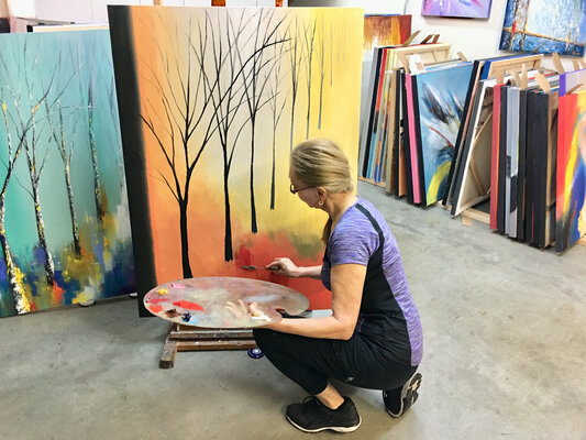 Miroslava Lipovec Friedman in the Studio