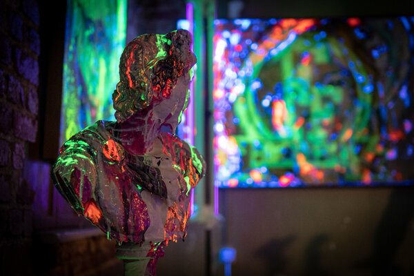 Antoni Dragan in the Studio