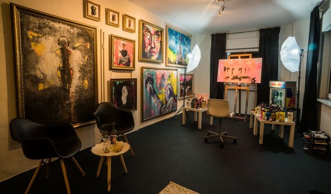 Antoni Dragan in the Studio: Atelier