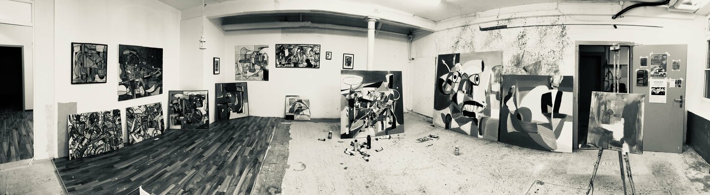 Federico Pinto Schmid in the Studio
