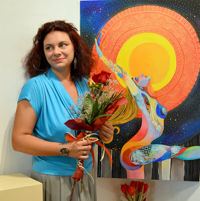 Silvia Pavlova in the Studio: At Exhibition