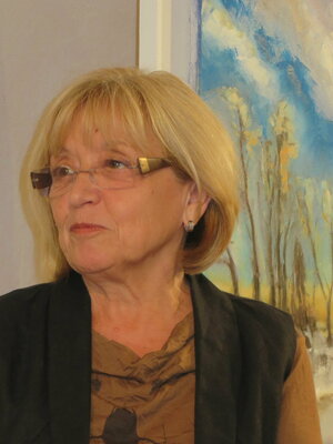Ellen Fasthuber-Huemer in the Studio