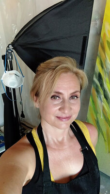 Malgorzata Krakowiak in the Studio