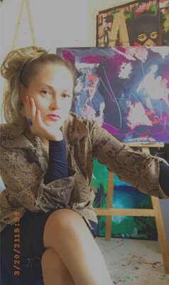 Cinthya Picazo in the Studio: 😊