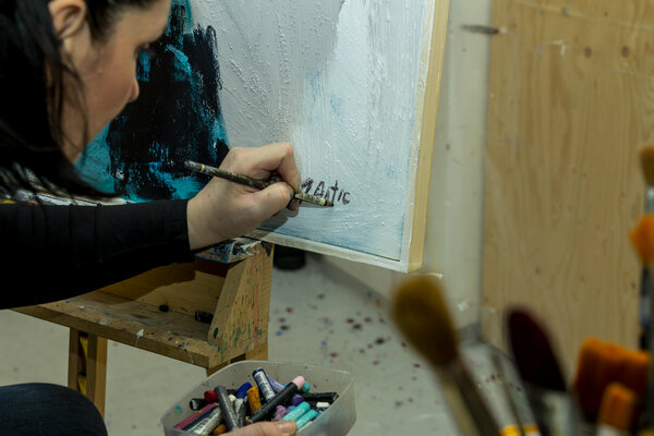 Jelena Antic in the Studio: ssignature