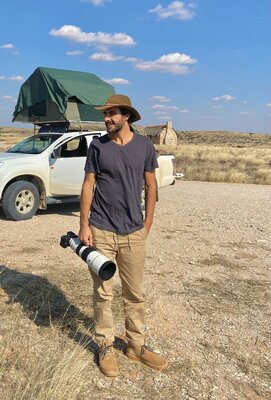 Everett Duarte in the Studio: Research in the Kgalagadi