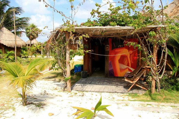 Arturo Prins in the Studio: Mahahual Studio, Mexican Riviera