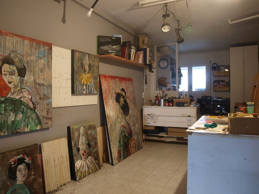 Josep Pozo in the Studio: https://pozoartfigurative.blogspot.com/