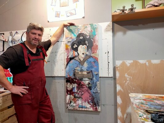 Josep Pozo in the Studio: https://pozoartfigurative.blogspot.com/