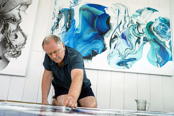 Fintan Whelan in the Studio: In preparation for forthcoming La Biennale di Venezia 2022, I´ve started work on a couple of very large canvases. Here I´m working on the first layer, removing segments of paint before applying the next layer.