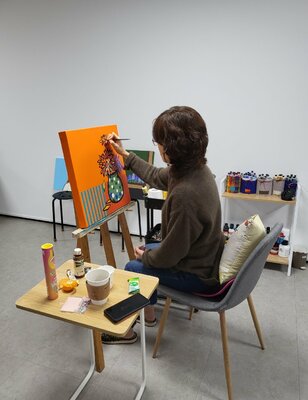 Mia Kim in the Studio