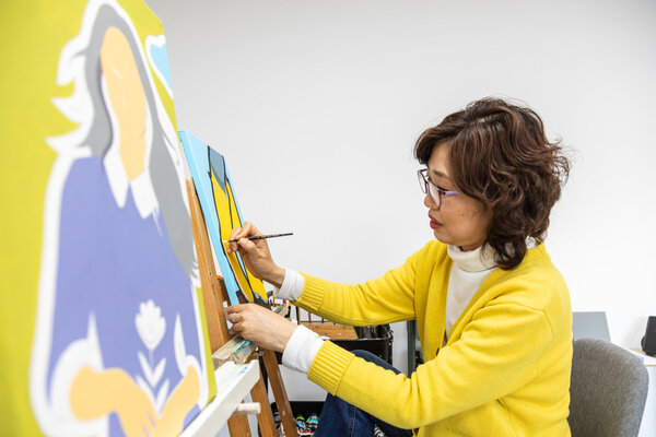 Mia Kim in the Studio