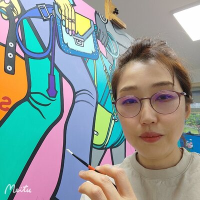Mia Kim in the Studio