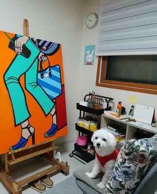 Mia Kim in the Studio