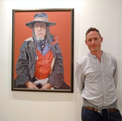 James Earley in the Studio: James Earley with the oil painting "The Red Road"