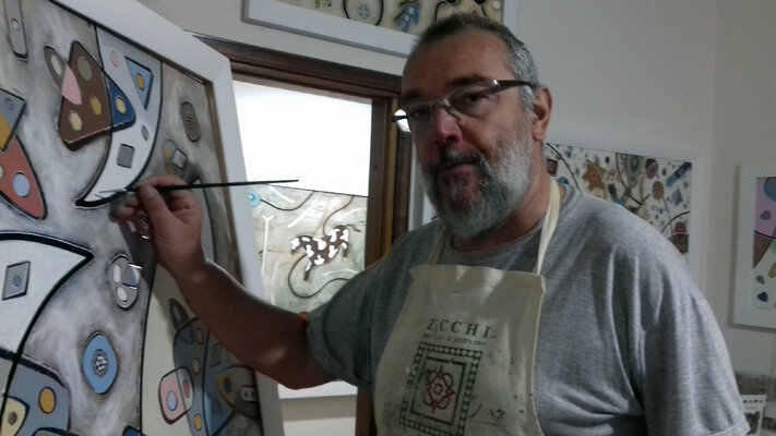 Andrea Benetti in the Studio: Nel mio studio, mentre dipingo...