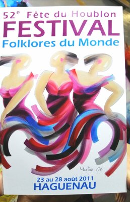 Yutao Ge in the Studio: J'ai crée le Logo et l'Affiche du festival ville de Haguenau avec ma peinture