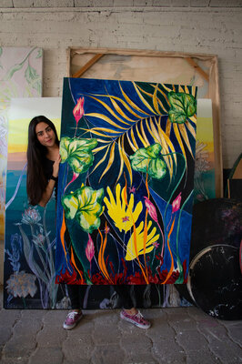 Alexia López Sosa in the Studio: Photo just after signing "Spring"