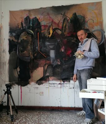 Stefano Mazzolini in the Studio