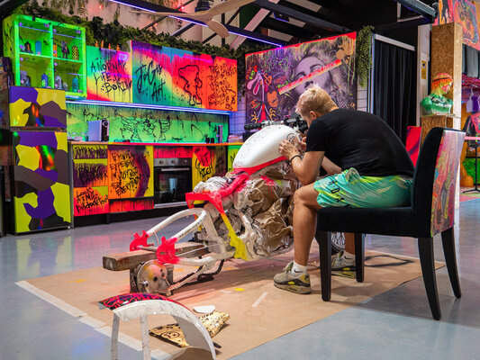 JoGis Art in the Studio