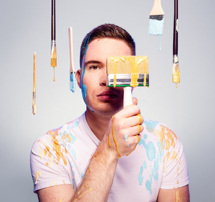 Kevin Wilczewski in the Studio: Photo-Credit: AKB Fotografie
