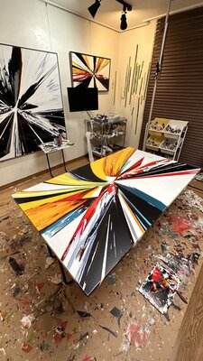 Min seok Kang in the Studio: Workroom