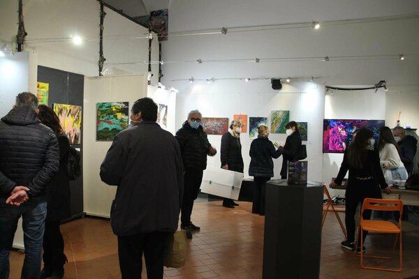 Diane Kuster in the Studio: Ausstellung in Genua, Palazzo Ducale