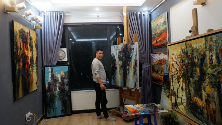 Quan Le in the Studio