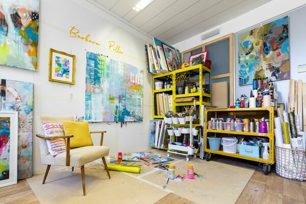 Barbara Piller in the Studio: studio overview