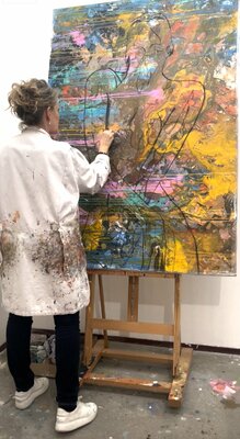 Ilona Hendriks in the Studio