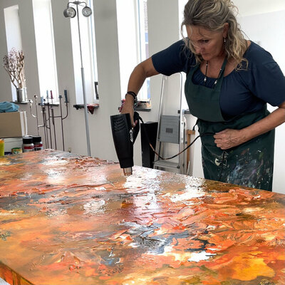 Ilona Hendriks in the Studio