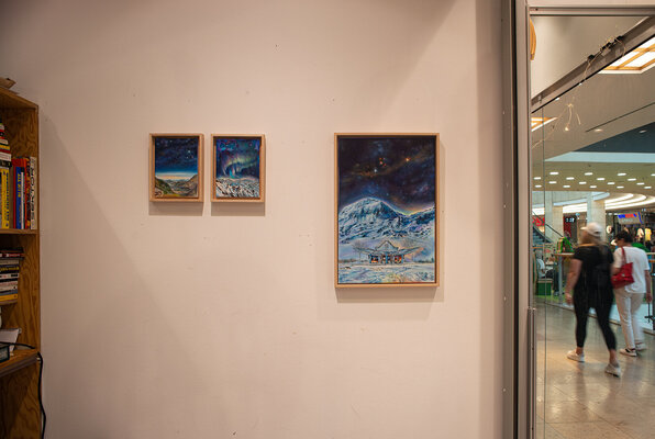 Anne Wölk in the Studio: Installation view, Solo Show at artspring PopUp Store, Gallery of Open Studio Festival, 2022