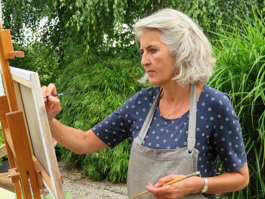 Nanda Hoep in the Studio: Painting "en plein air" in summer