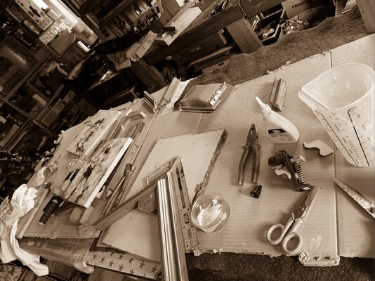 Enrica Toffoli in the Studio: Costruendo cornici