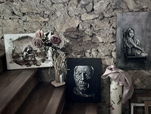 Enrica Toffoli in the Studio: In studio