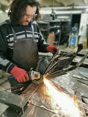 Ovidiu Kloska in the Studio