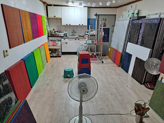 DAESUN CHOI in the Studio