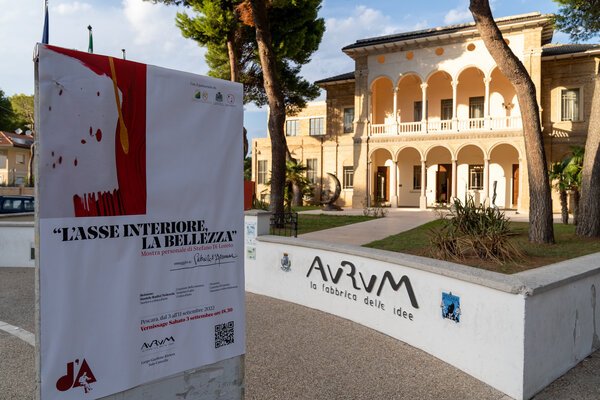 Stefano Di Loreto in the Studio: Immagine del Museo Aurum, sede della mostra personale "L'Asse Interiore, la Bellezza" all'interno del Festival Dannunziano 2022