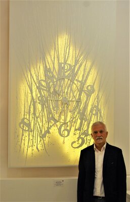 Stefano Di Loreto in the Studio: L'artista con la sua opera "Tempo decostruzione al quadrato on-off" esposta alla 57. Mostra Internazionale d'Arte "La Biennale di Venezia" (2017)