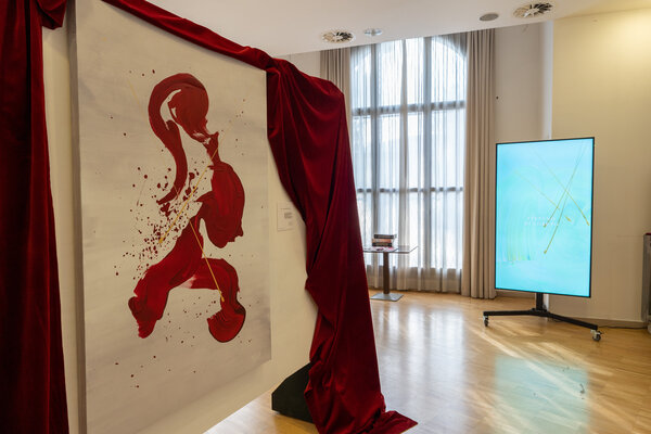 Stefano Di Loreto in the Studio: Immagine della mostra personale "L'Asse Interiore, la Bellezza" all'interno del Festival Dannunziano 2022 nel Museo Aurum, Italia
