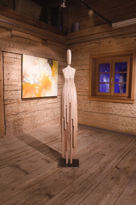 Manfred Hellweger in the Studio: exhibition Gallery Augenblick in Tannheim