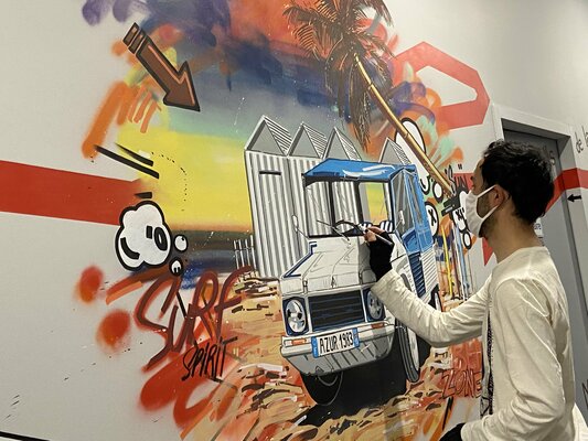 Pappay in the Studio: Réalisation d'une fresque autour du thème 2cv et Mehari