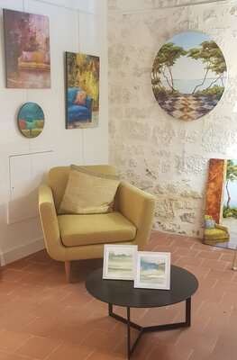 Laurelle Bessé in the Studio: Exposition à Lectoure dans le Gers