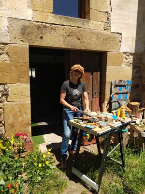 Isabel Ruíz Perdiguero in the Studio: En mi taller de El Landeral 14, Guriezo, Cantabria