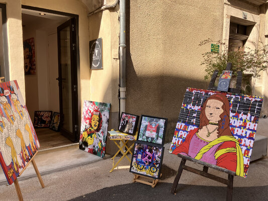 Misako Street Art in the Studio: Show room estival dans les cévennes
