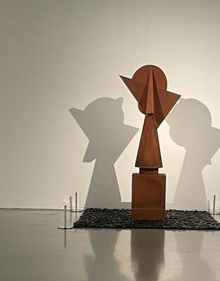 Victor Popov in the Studio: Jiangxi Art Museum Nanchang 8.11.2024-5.01.2025