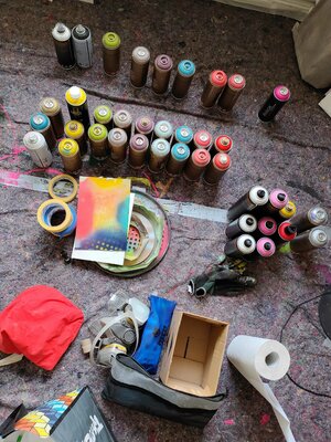 Franziska Raffaël in the Studio: Studio scenes