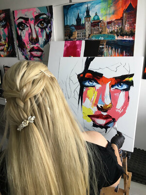 Lana Frey in the Studio: A fantasy emption woman's portrait in progress