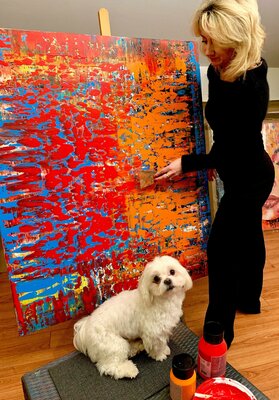 Julijana Ravbar in the Studio