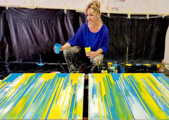 Julijana Ravbar in the Studio